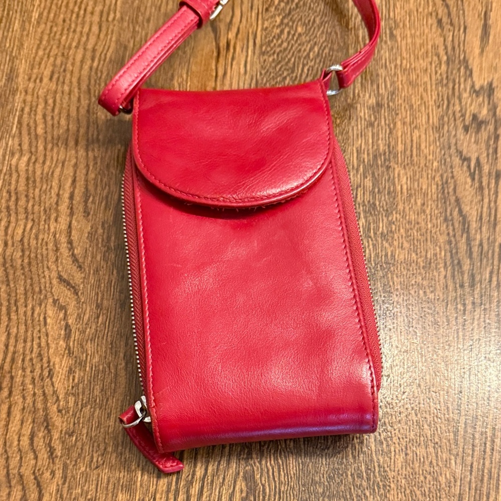 Elegant Red Leather Crossbody Bag